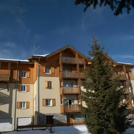 Appartement Surf Des Neiges 3p 6/7 Vénosc
